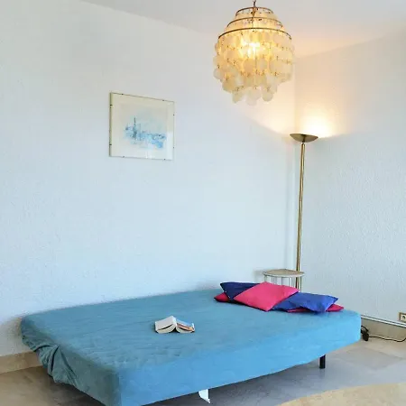 דירה 2 Pieces Avec Grande Terrasse Au Coeur Du Lavandou - Fr-1-251-287 *