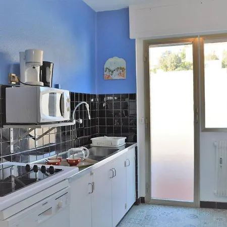 דירה 2 Pieces Avec Grande Terrasse Au Coeur Du Lavandou - Fr-1-251-287
